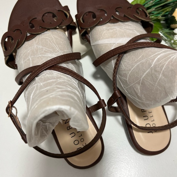 Journee Collection Sandals - Picture 7 of 12